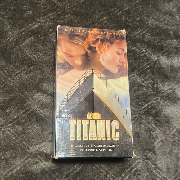 Other - Titanic VHS set